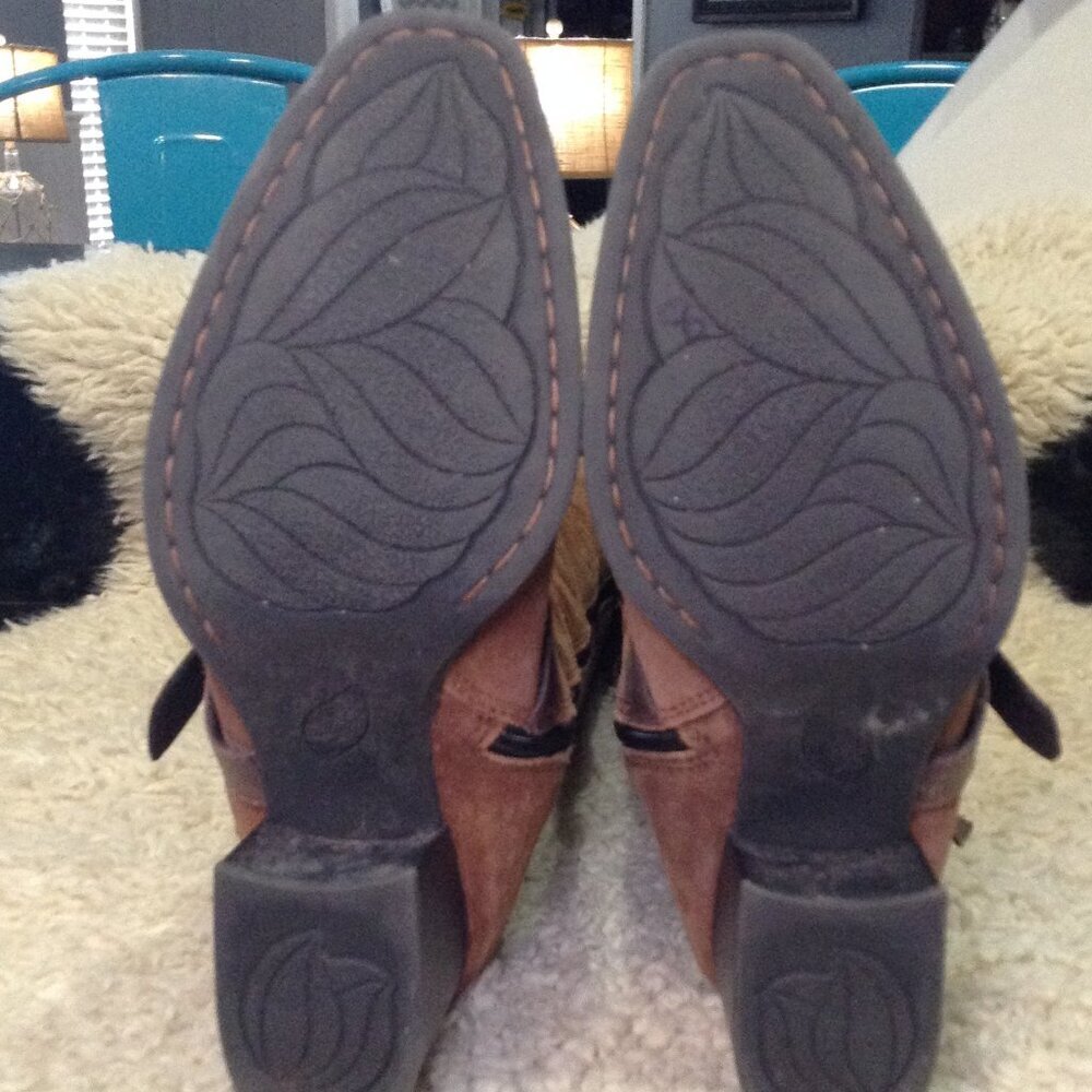 BOC "Dakota" Suede Boots, "11", Western, Equestrian, Avant Garde, Quiet Lux Chic - Picture 3 of 9